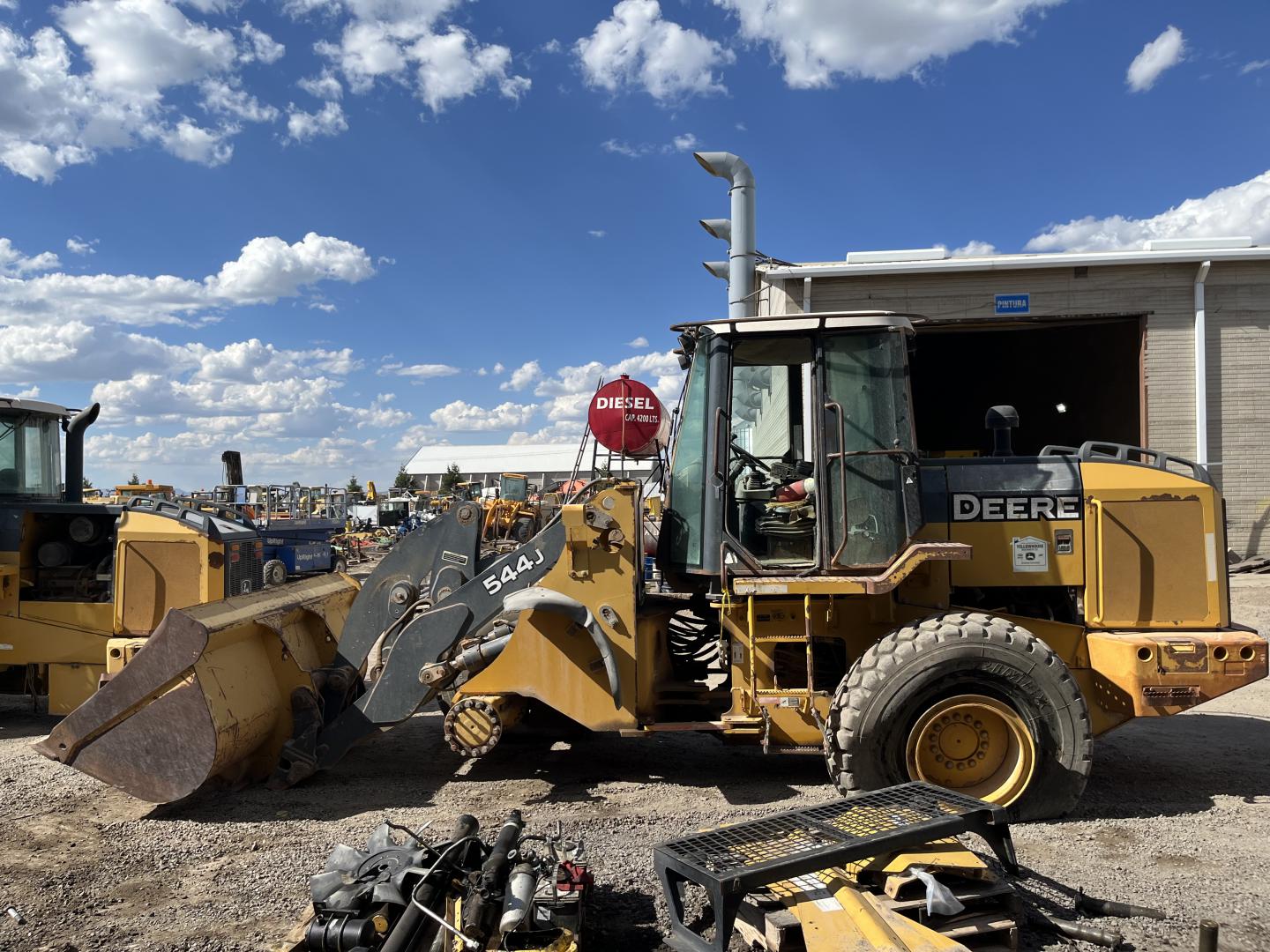 ./imagenes/INVOICE/2019/17015/CARGADOR FRONTAL JOHN DEERE 544J (2).JPG